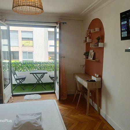 Belle Chambre Avec Balcon Prive - 3 Mins Gare Annemasse - Geneve Acces Direct Apartment Exterior foto