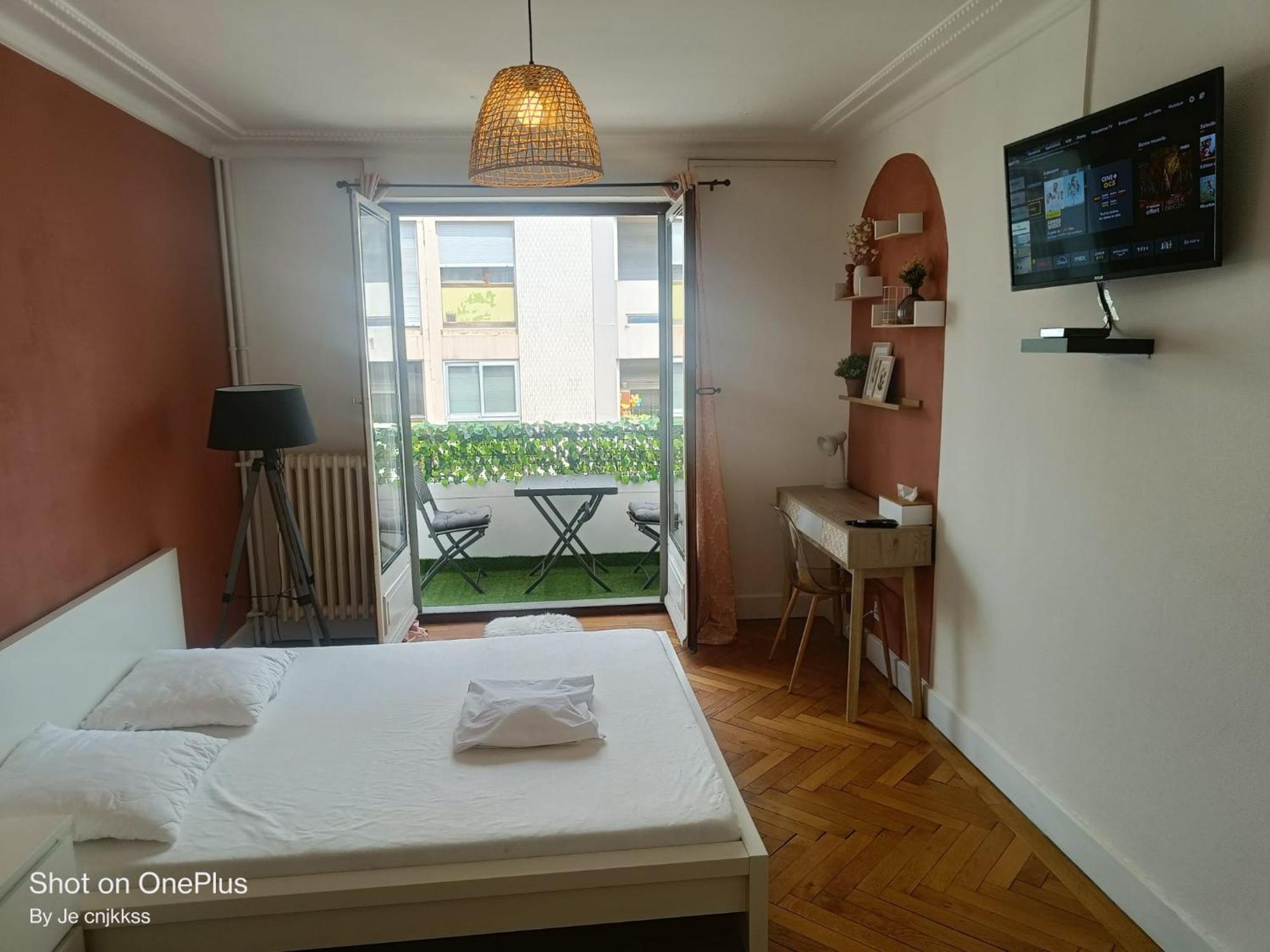 Belle Chambre Avec Balcon Prive - 3 Mins Gare Annemasse - Geneve Acces Direct Apartment Exterior foto